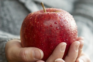 Äpple i handen